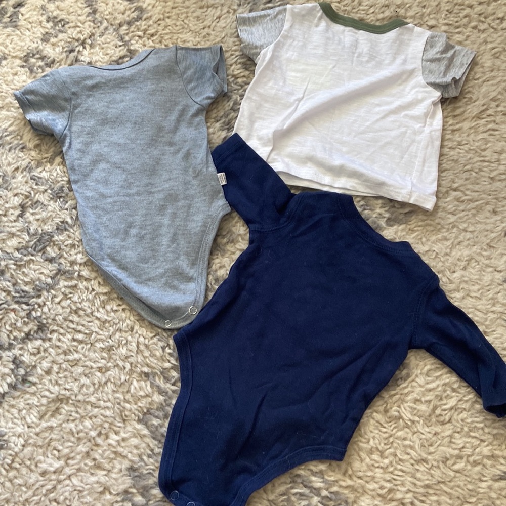 Newborn-3mo bundle - Picture 5 of 5